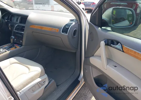 2010 Audi Q7 3.6 Premium from USA, damaged, VIN WA1LYAFE4AD006595